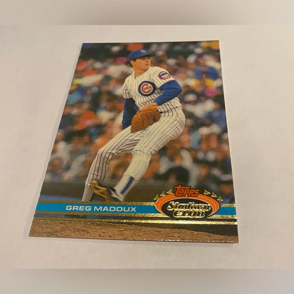Topps Stadium Club Baseball Card greg maddux